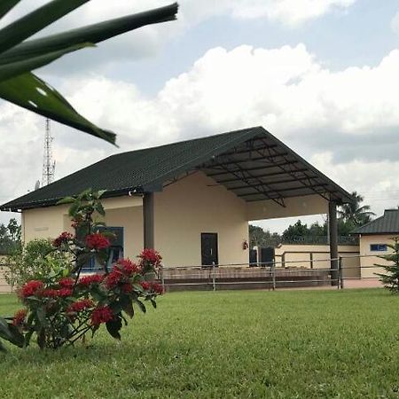 Royale Unity Lodge - Ahenfie Berekum Exterior photo